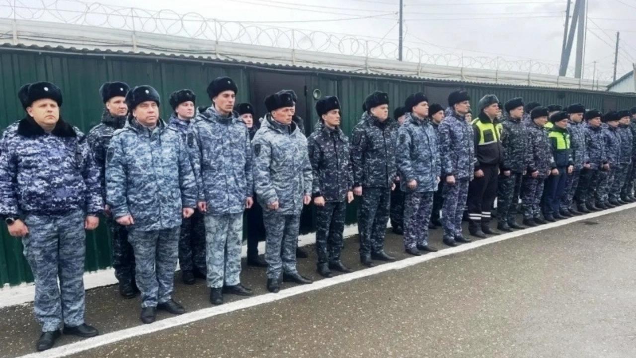 Замминистра МВД Мордовии посетил сводный отряд в Дагестане