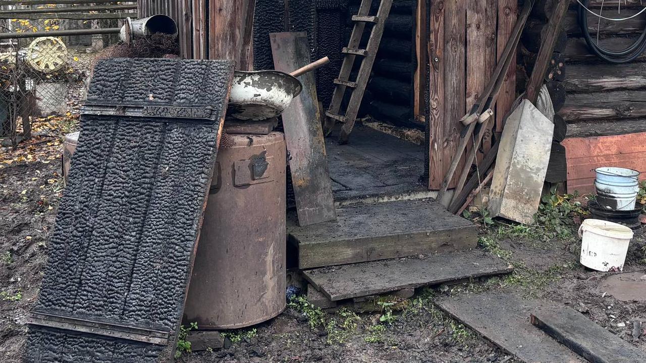 Баня загорелась вечером в Мордовии  Баня загорелась вечером в Мордовии