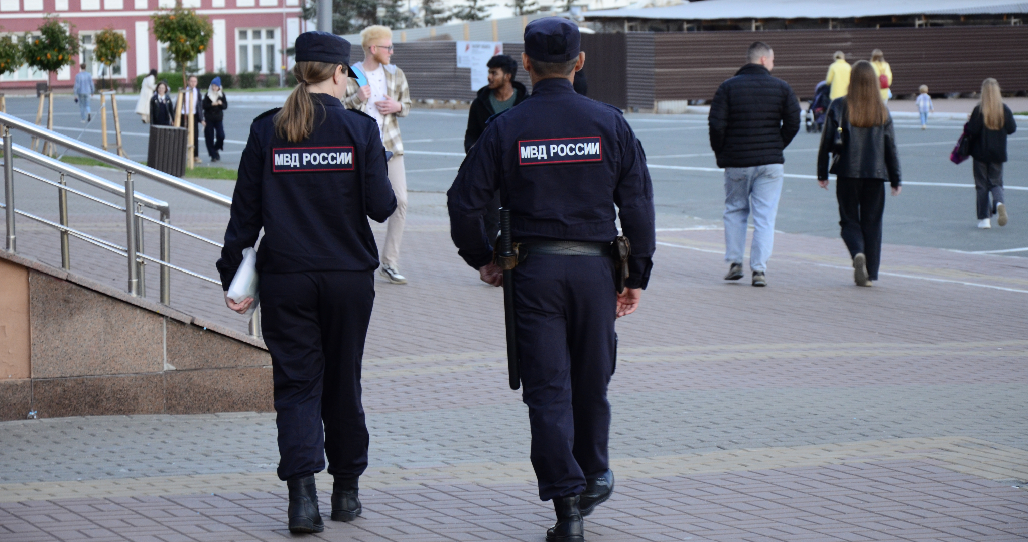 С золотом крепко спящей девушки житель Саранска побежал в ломбард 