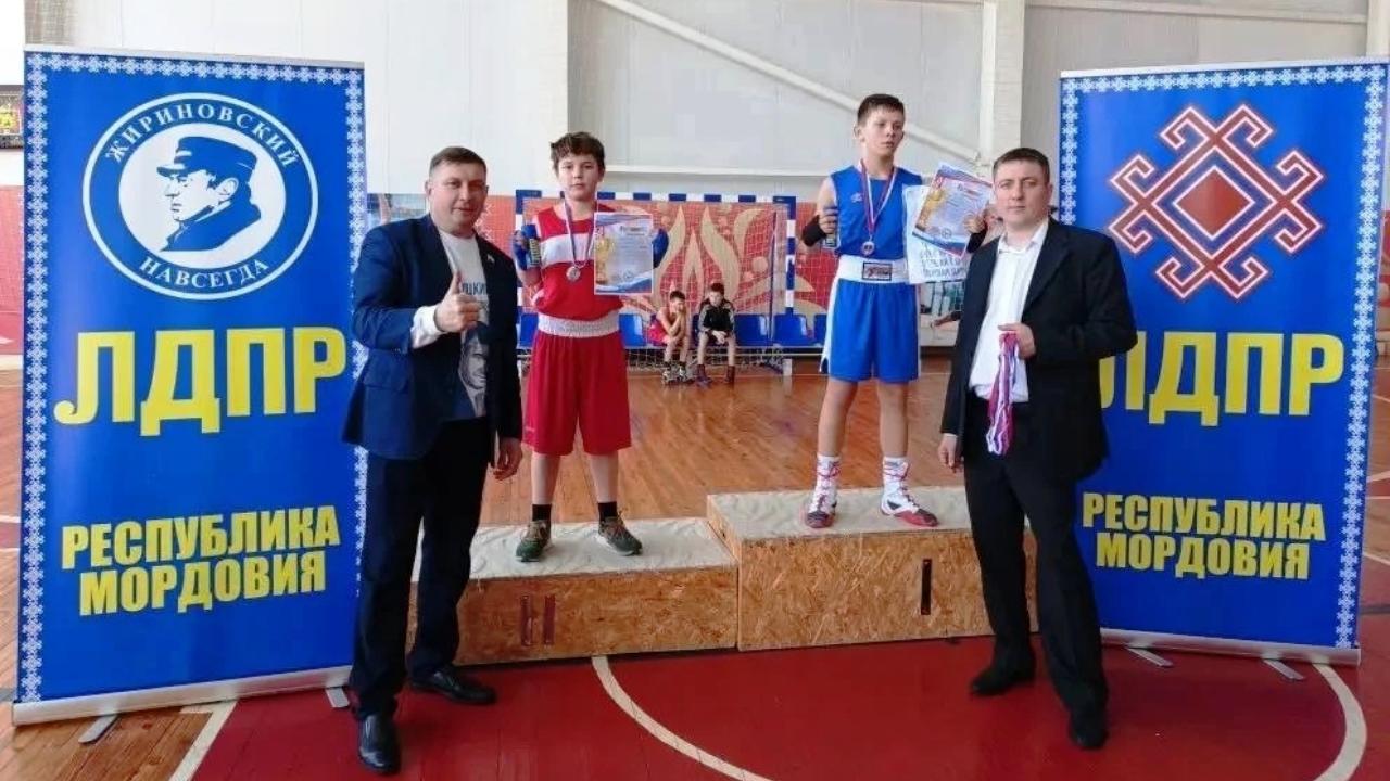 В Кочелаево ЛДПР провела турнир по боксу в честь Владимира Жириновского