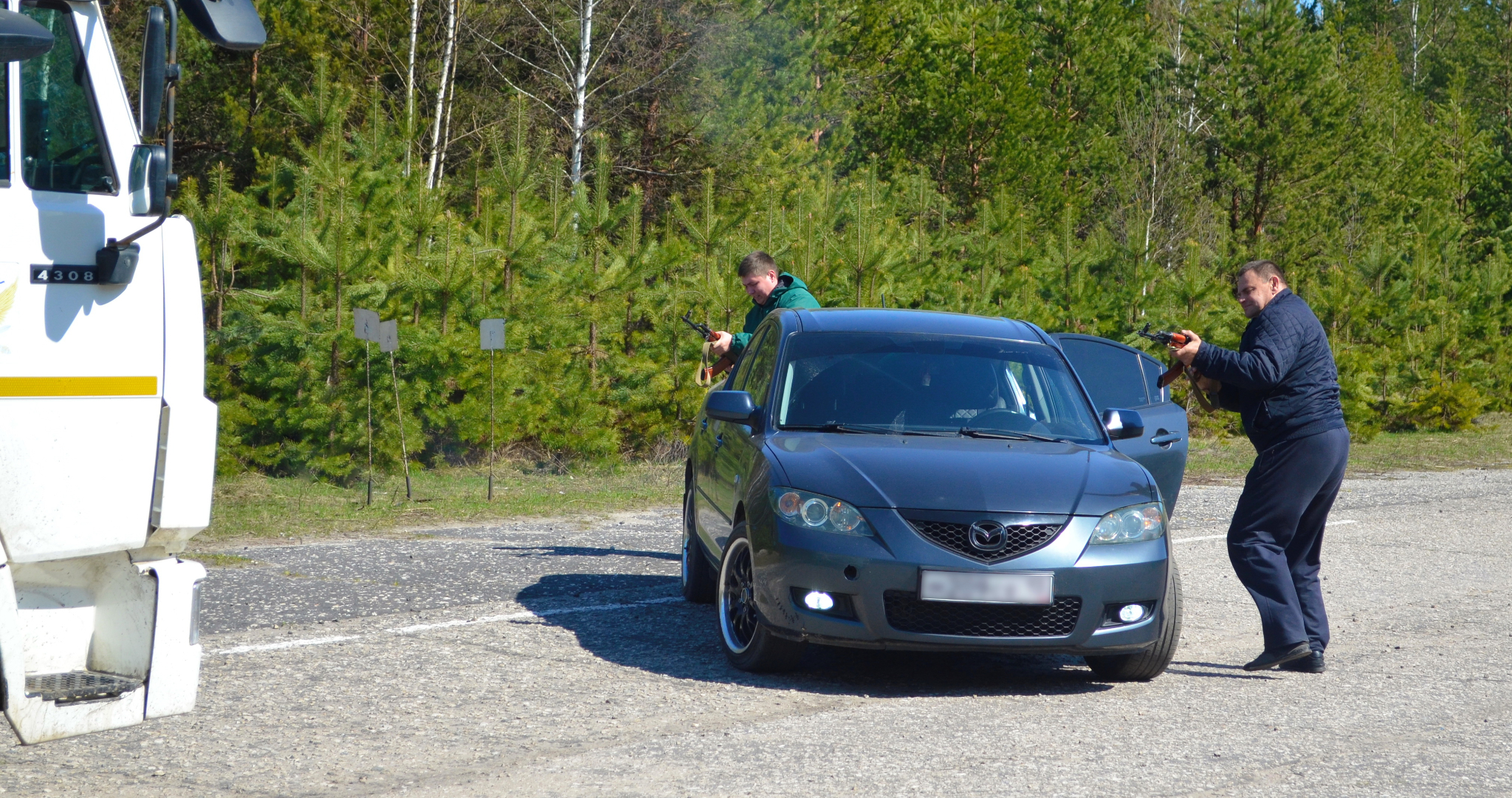 Конвоиры в Мордовии отбивались от нападавших и ловили беглых 