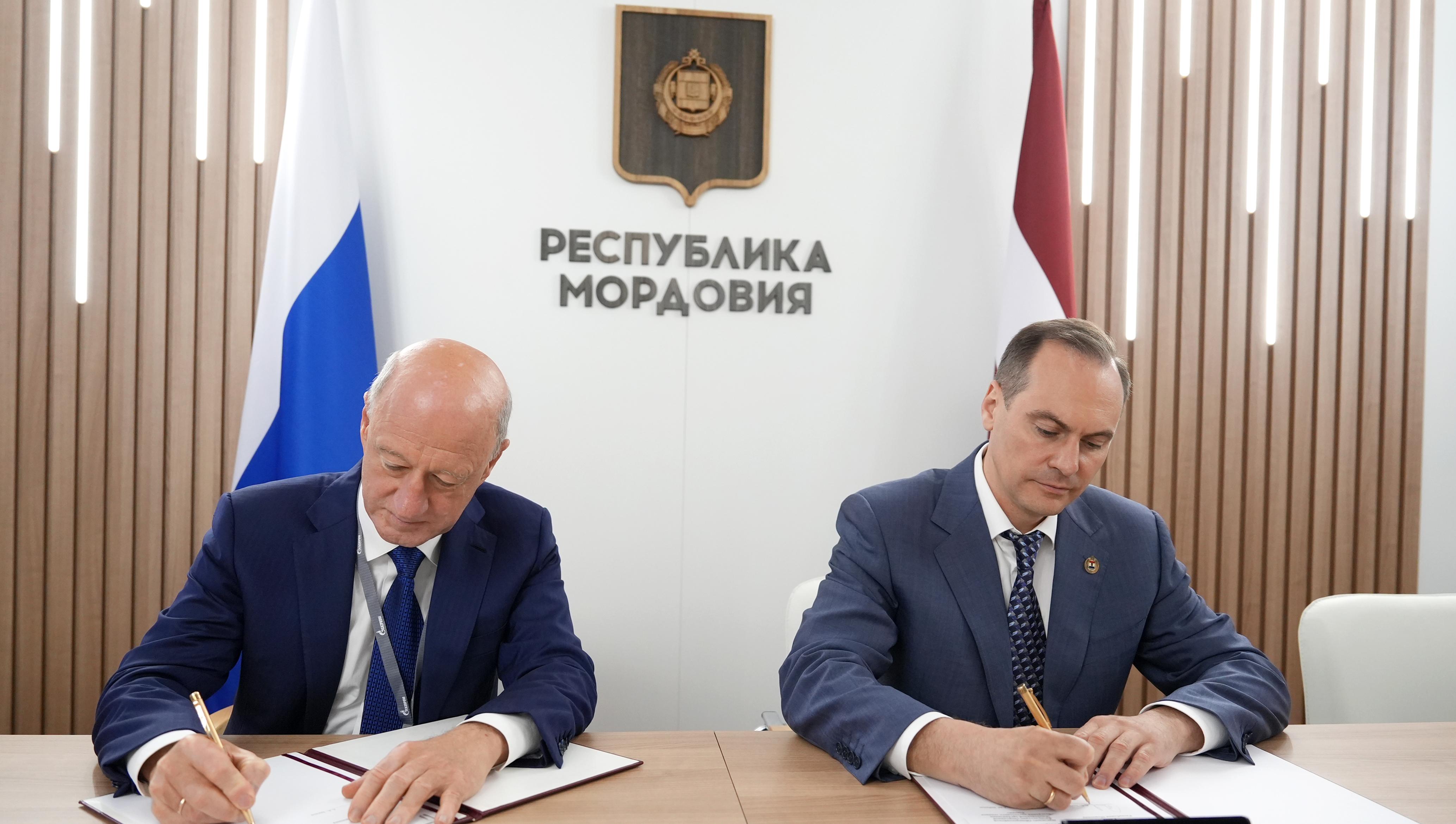 Мордовия и Федерация настольного тенниса России заключили соглашение о сотрудничестве Мордовия и Федерация настольного тенниса России заключили соглашение о сотрудничестве