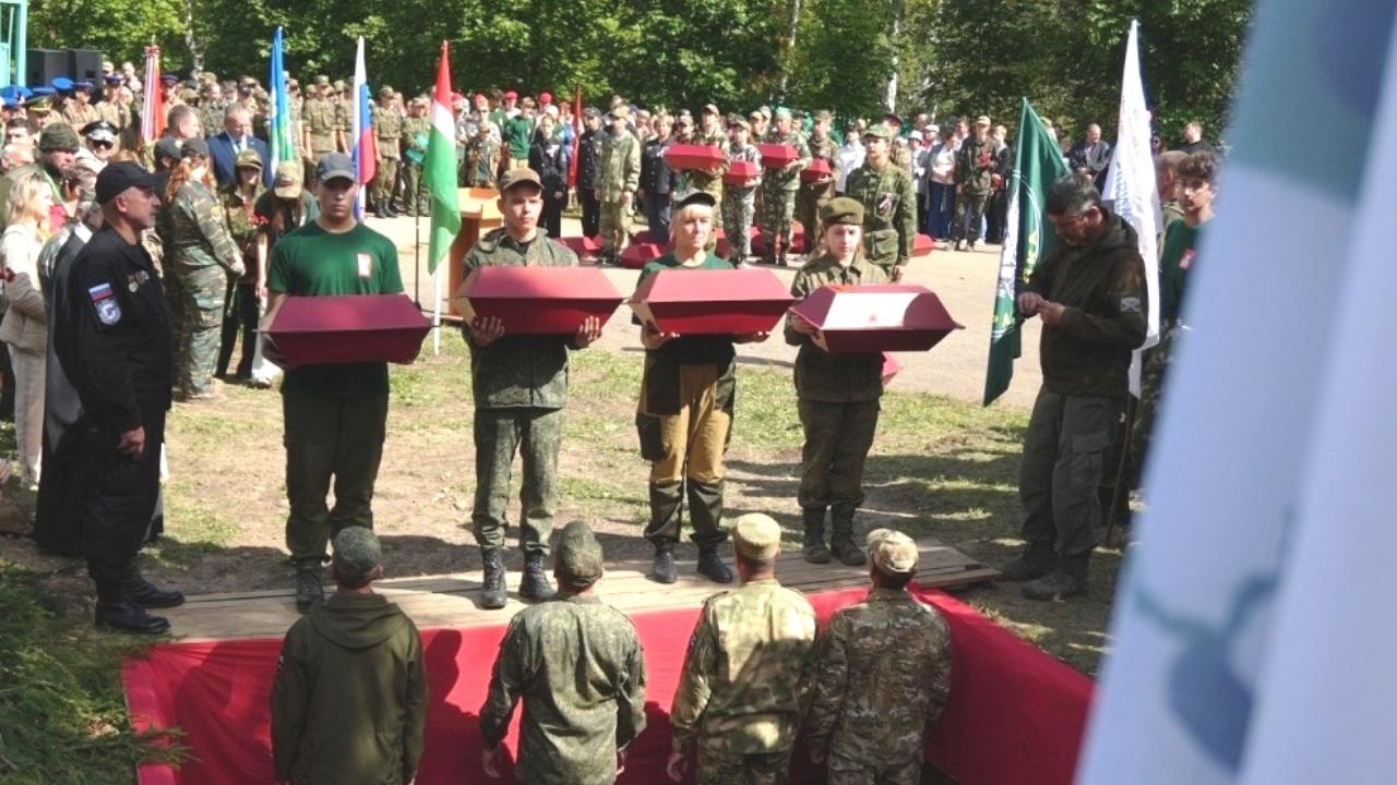 Поисковики Ромодановского района вернули из небытия 196 имён героев Поисковики Ромодановского района вернули из небытия 196 имён героев