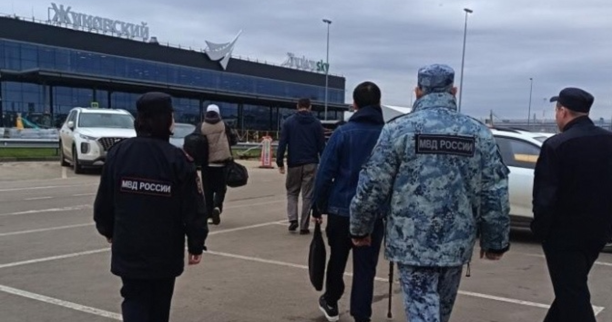 После полицейских рейдов в Мордовии из России выдворят и депортируют 8 мигрантов 