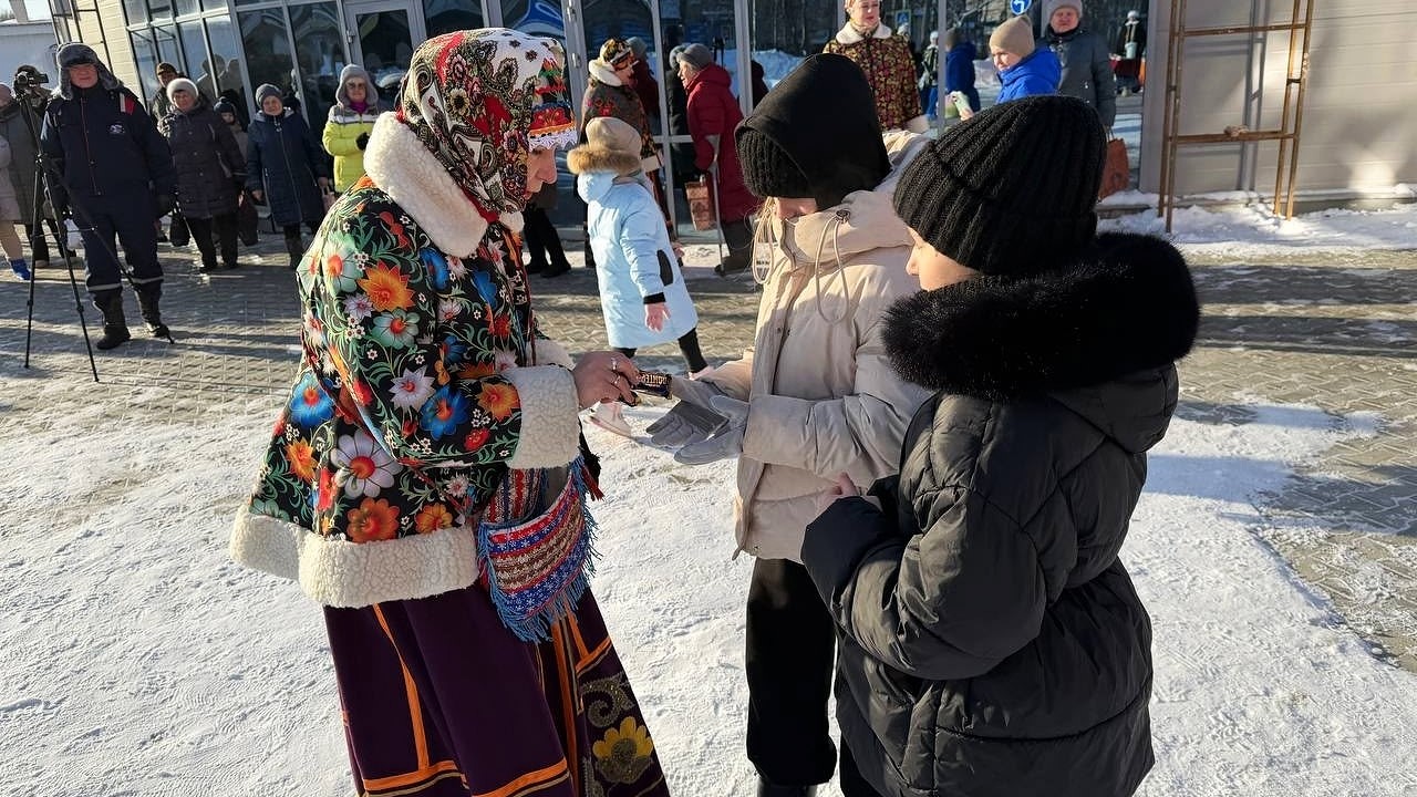 В Комсомольском встретили коляду