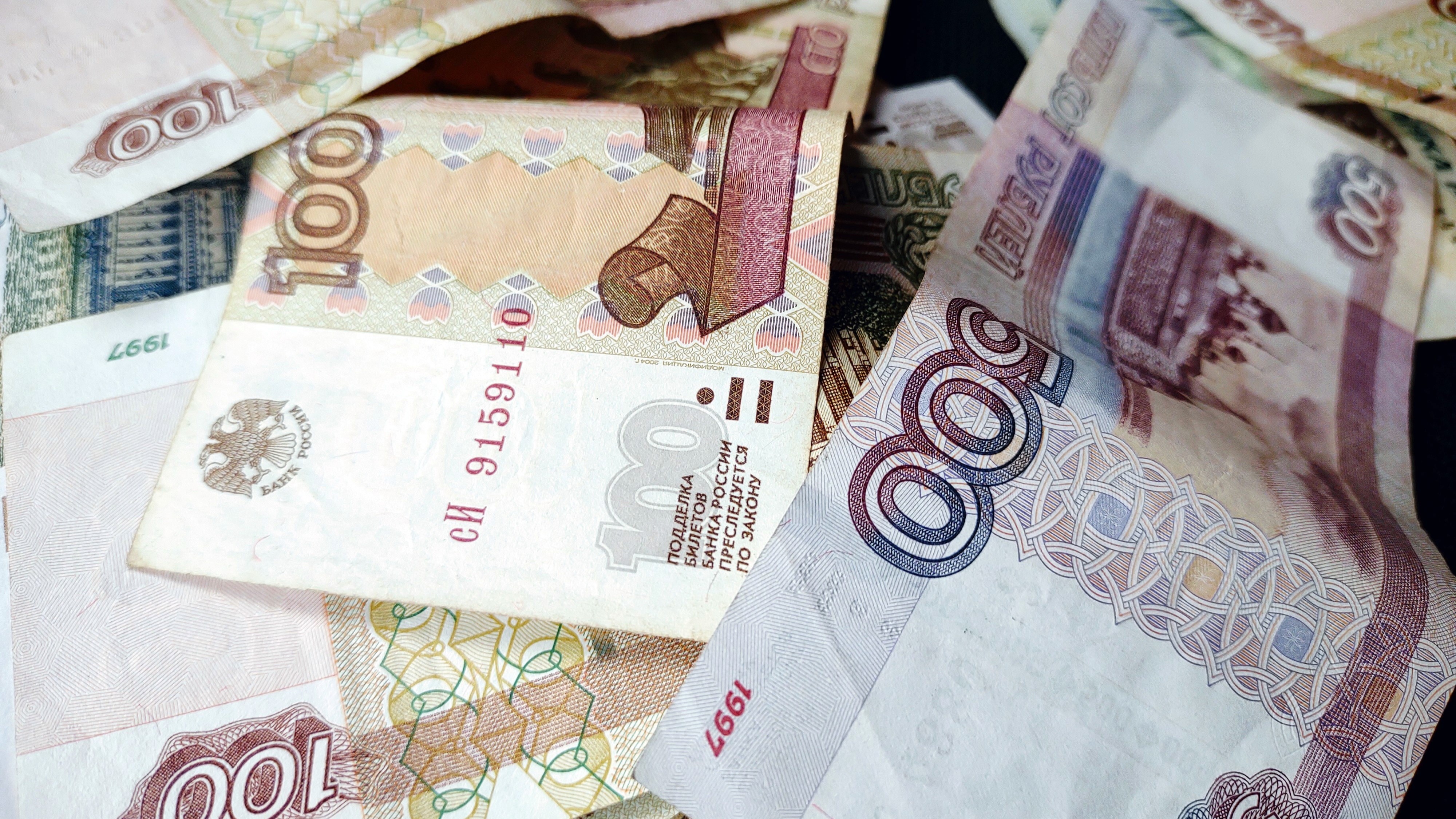 В Саранске управляющая компания выплатила более 700 тысяч рублей за ущерб от протечки крыши