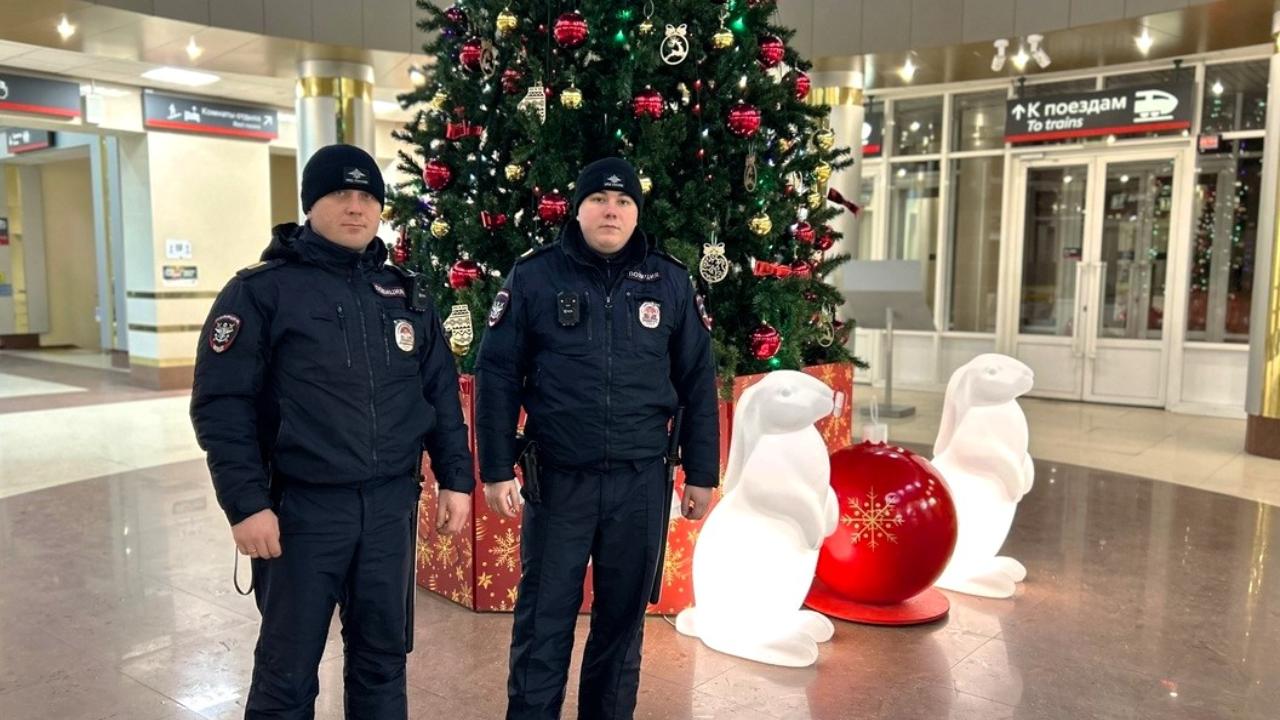 Транспортных полицейских Мордовии поблагодарили за отзывчивость 