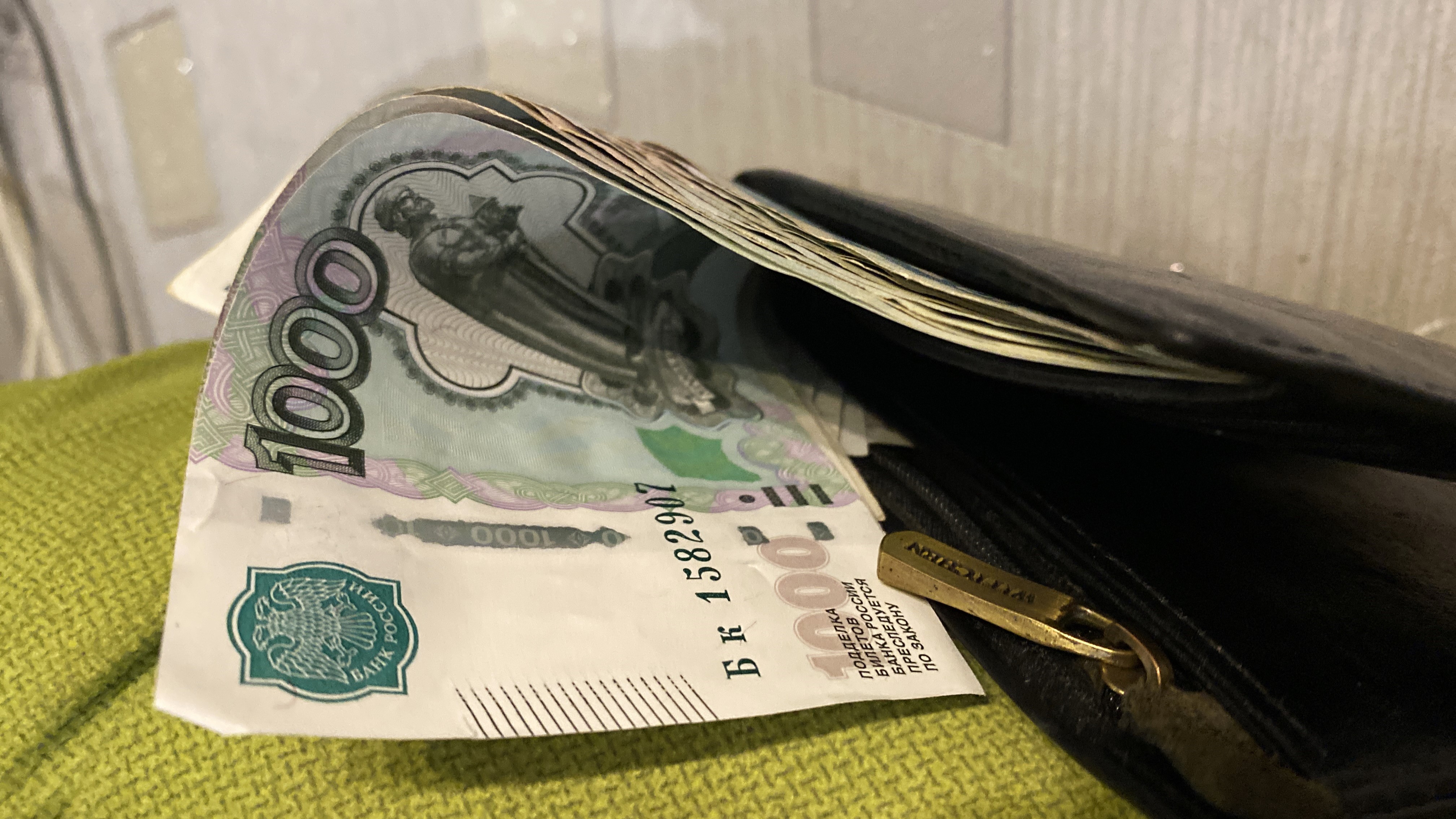В Мордовии менеджер пункта выдачи заказов украла деньги у пенсионерки