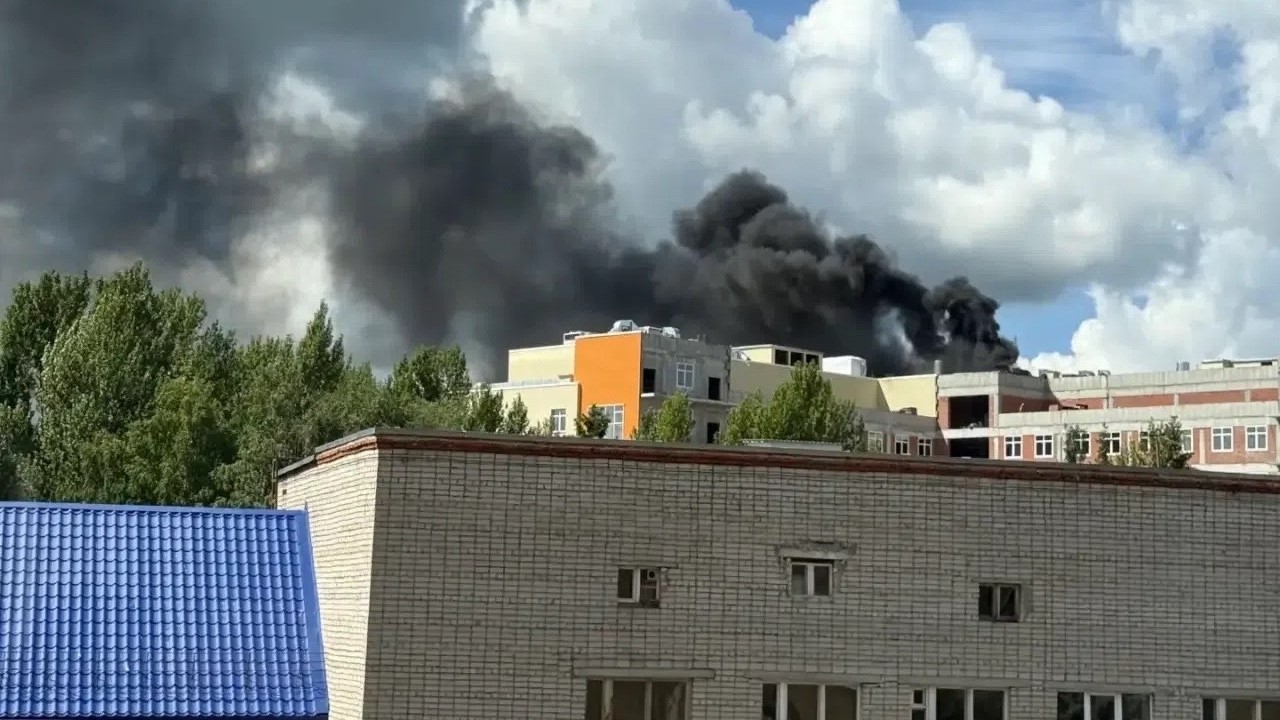 В Саранске горит строящийся онкоцентр