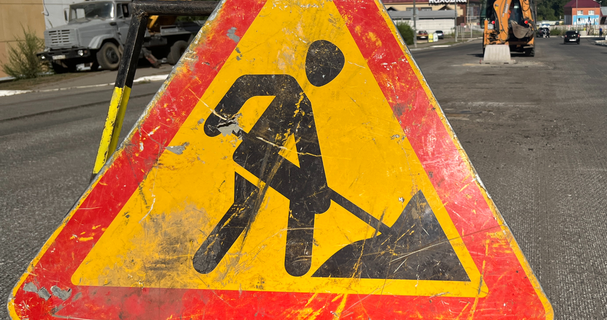 Водителей в Саранске предупредили о дорожных работах на двух улицах 