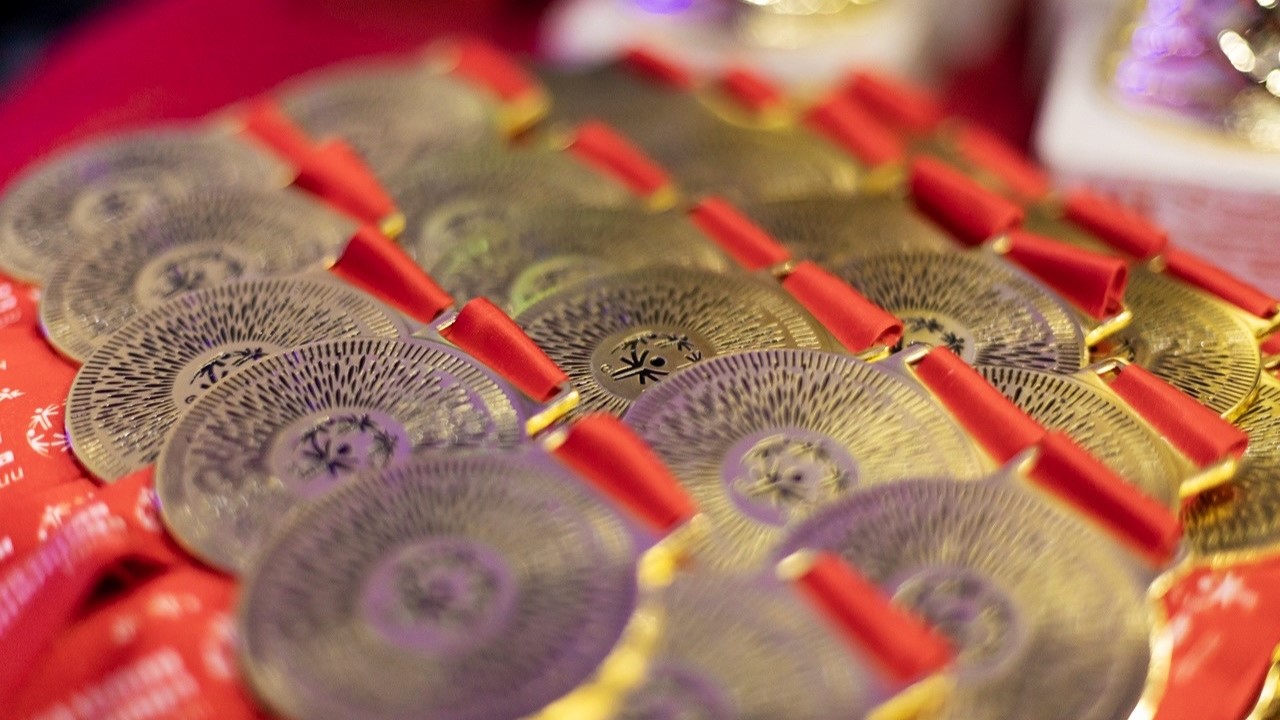 Пауэрлифтер из Мордовии завоевал три золота всероссийских соревнований