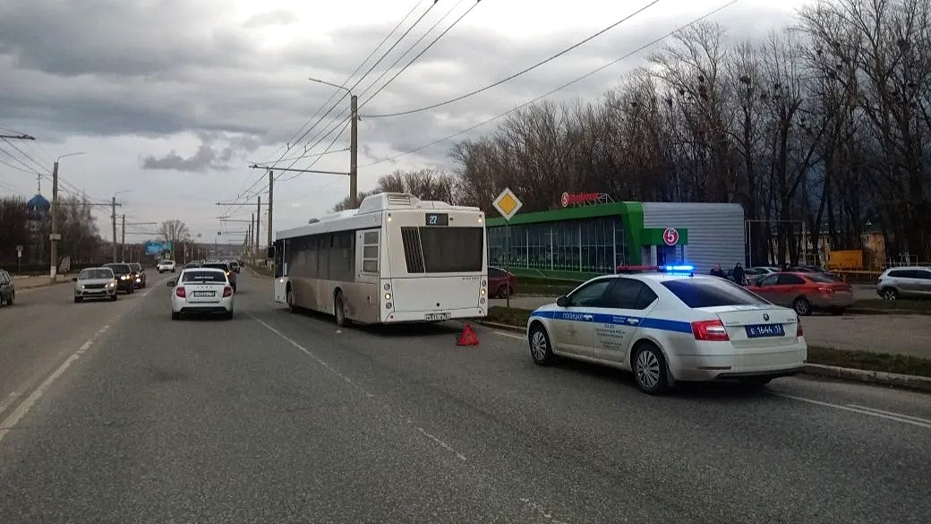 В Саранске в аварии травмировалась пассажирка автобуса