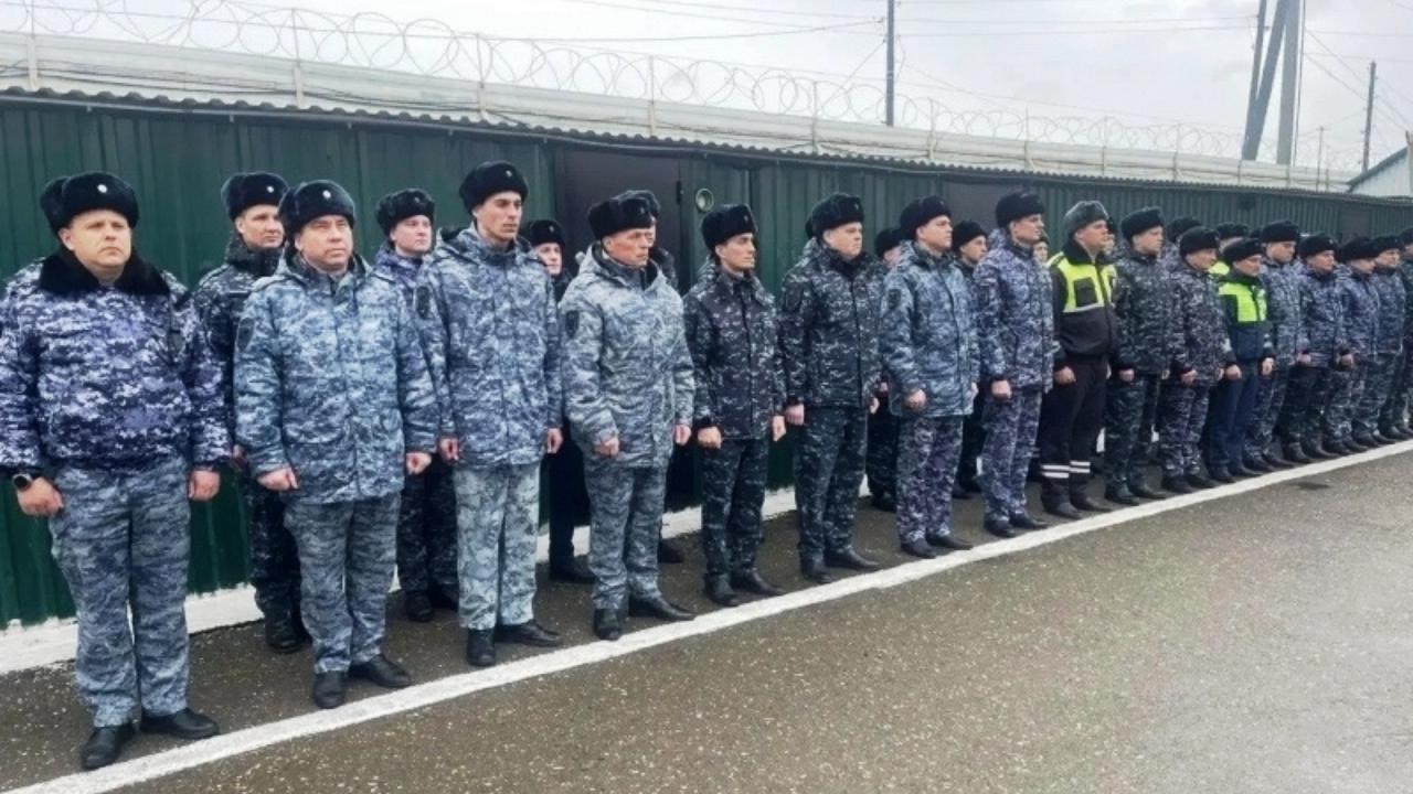 Замминистра МВД Мордовии посетил сводный отряд в Дагестане