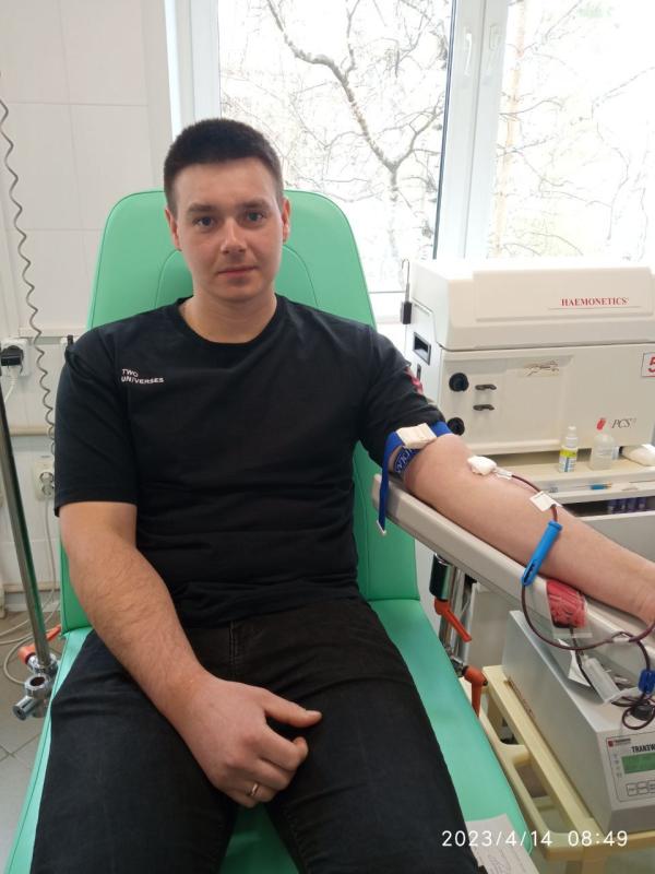 УФСИНовцы Мордовии приняли участие в сдаче крови: к почетным донорам присоединились и новички