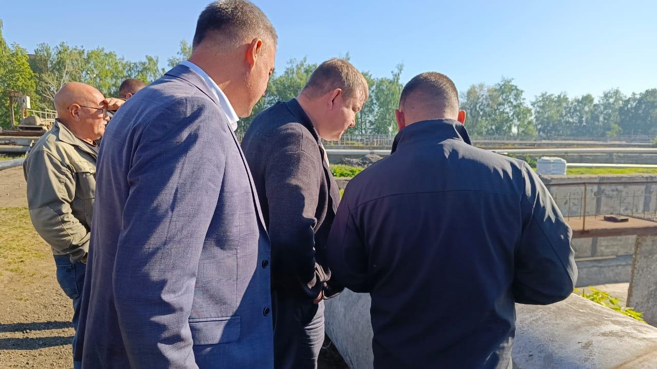 Мэр Саранска проверил ход ремонта очистных Мэр Саранска проверил ход ремонта очистных