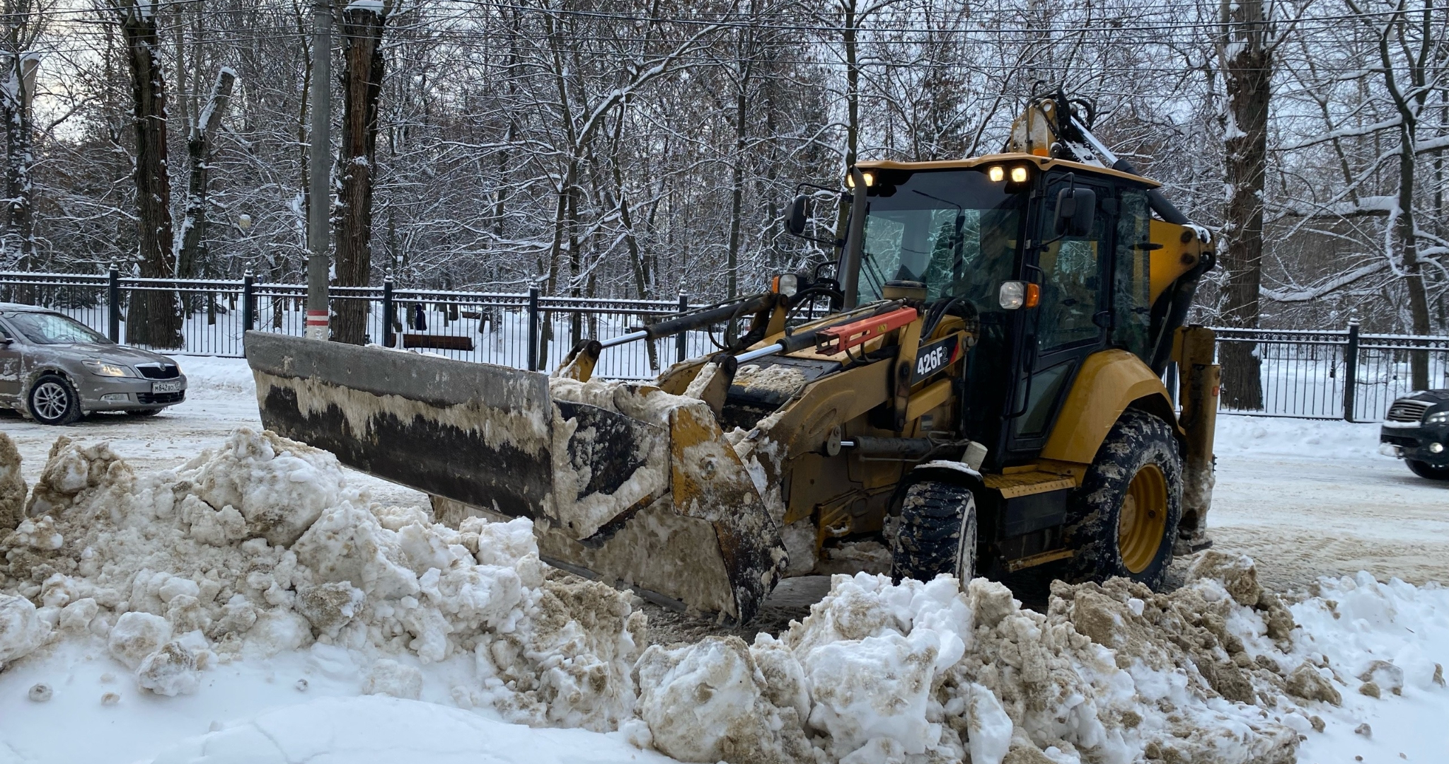 Батыр Эмеев заявил о невозможности убрать снег в Саранске за один день 