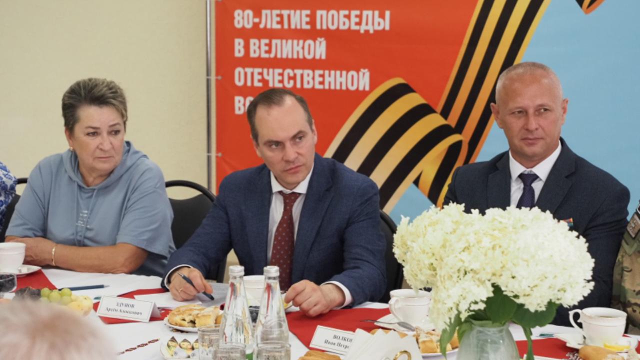 Глава Мордовии встретился с участниками СВО