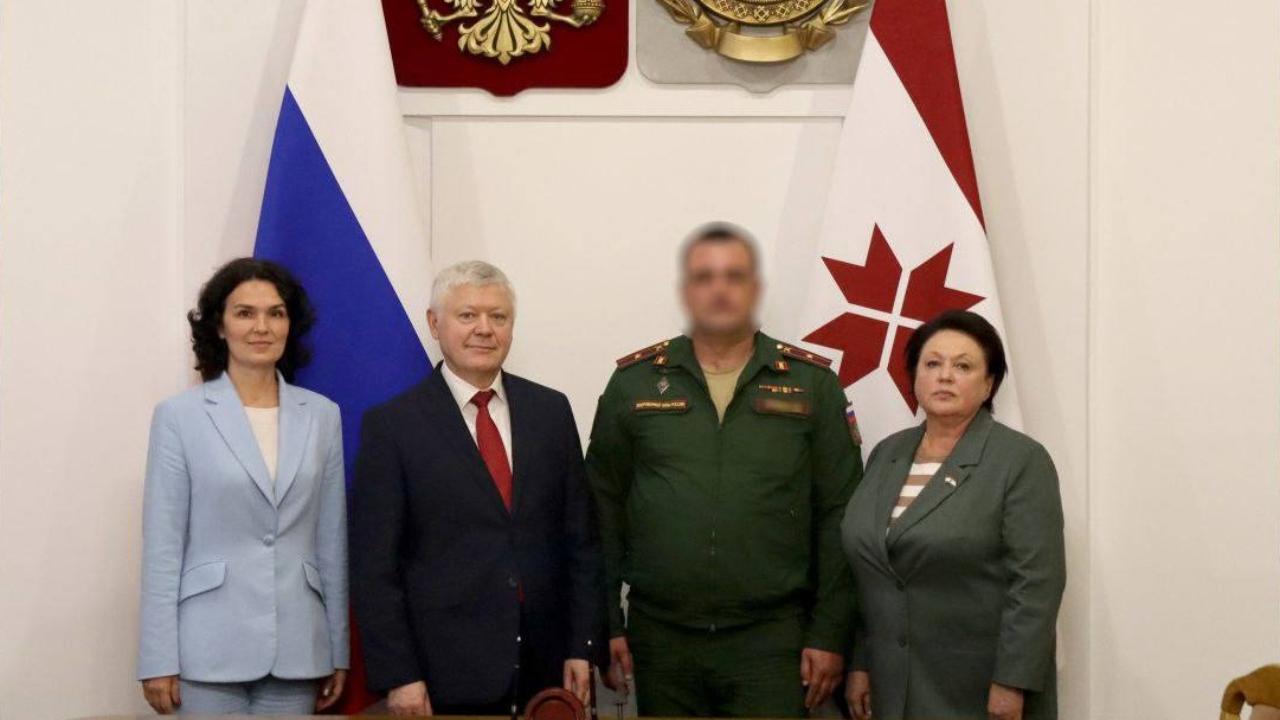 Участник программы «Герои среди СВОих» ознакомился с деятельностью законодателей Мордовии Участник программы «Герои среди СВОих» ознакомился с деятельностью законодателей Мордовии