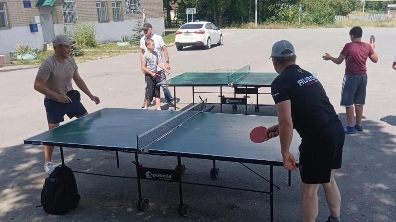 В Атяшевском районе ветеран СВО организовал для сельчан турнир по настольному теннису В Атяшевском районе ветеран СВО организовал для сельчан турнир по настольному теннису