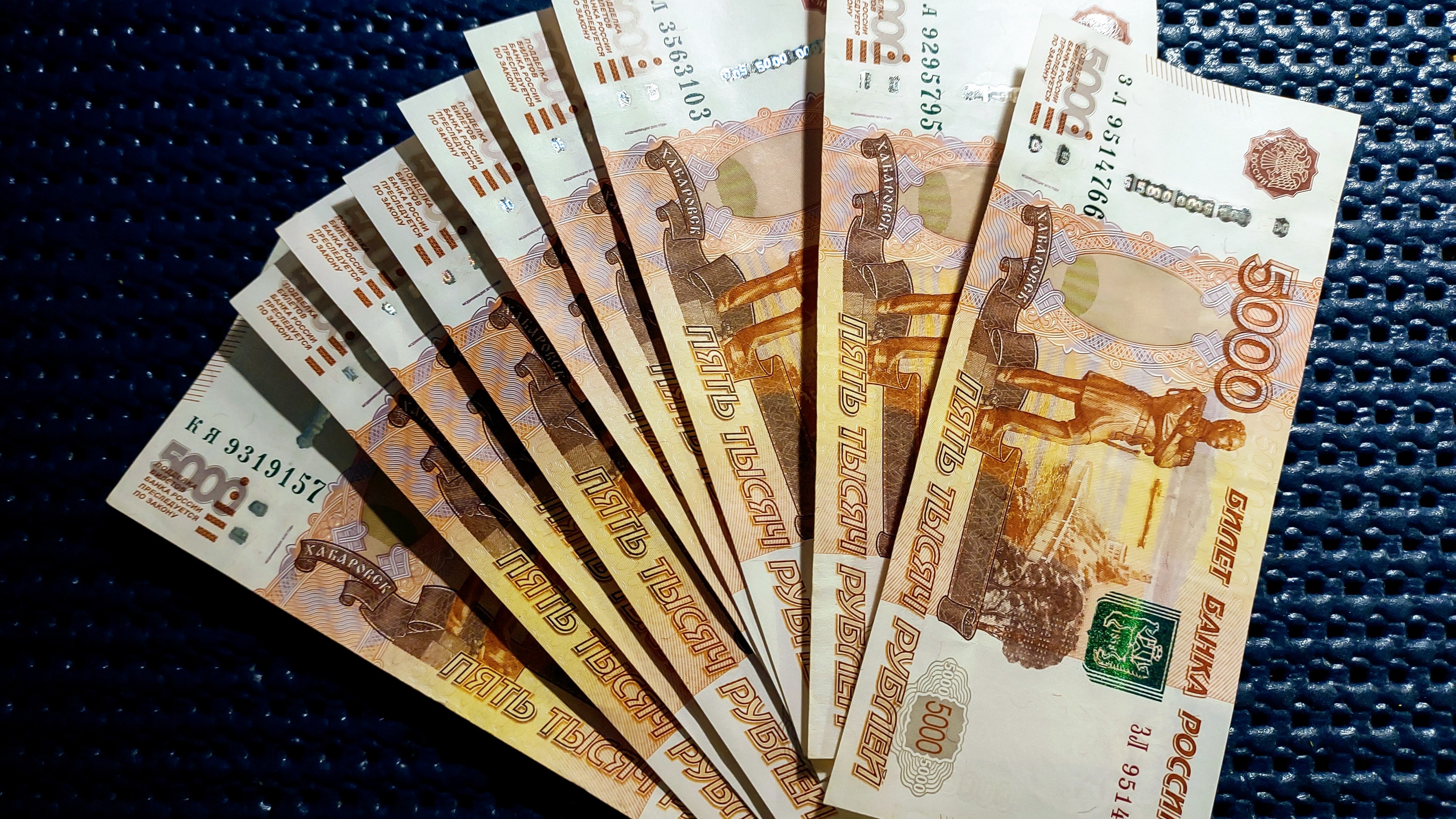 В Мордовии на дороги и социальную поддержку направят дополнительные средства