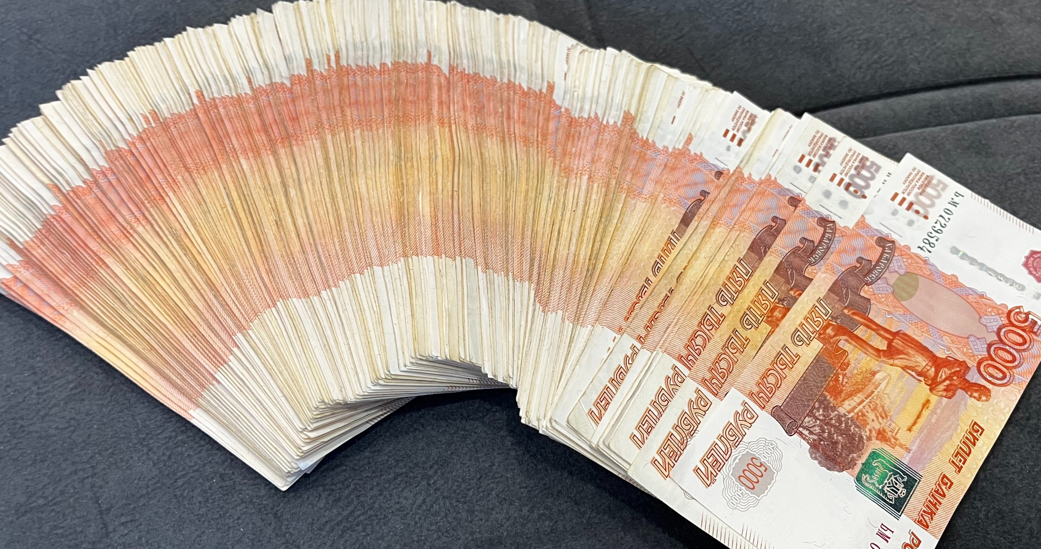 Мужчина в Саранске прикрылся роднёй и обманул друзей на 4,5 миллиона рублей 