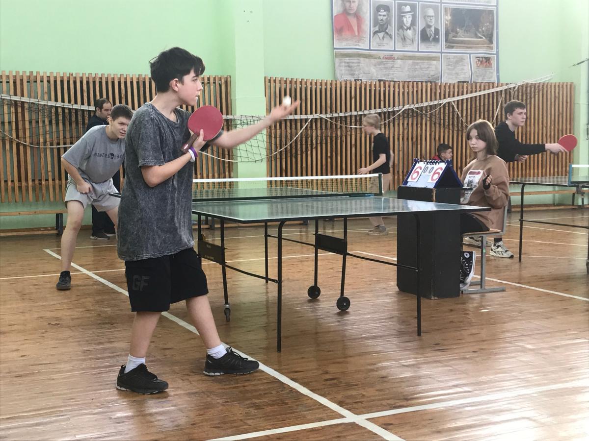 В Саранске завершились соревнования по настольному теннису среди школ города