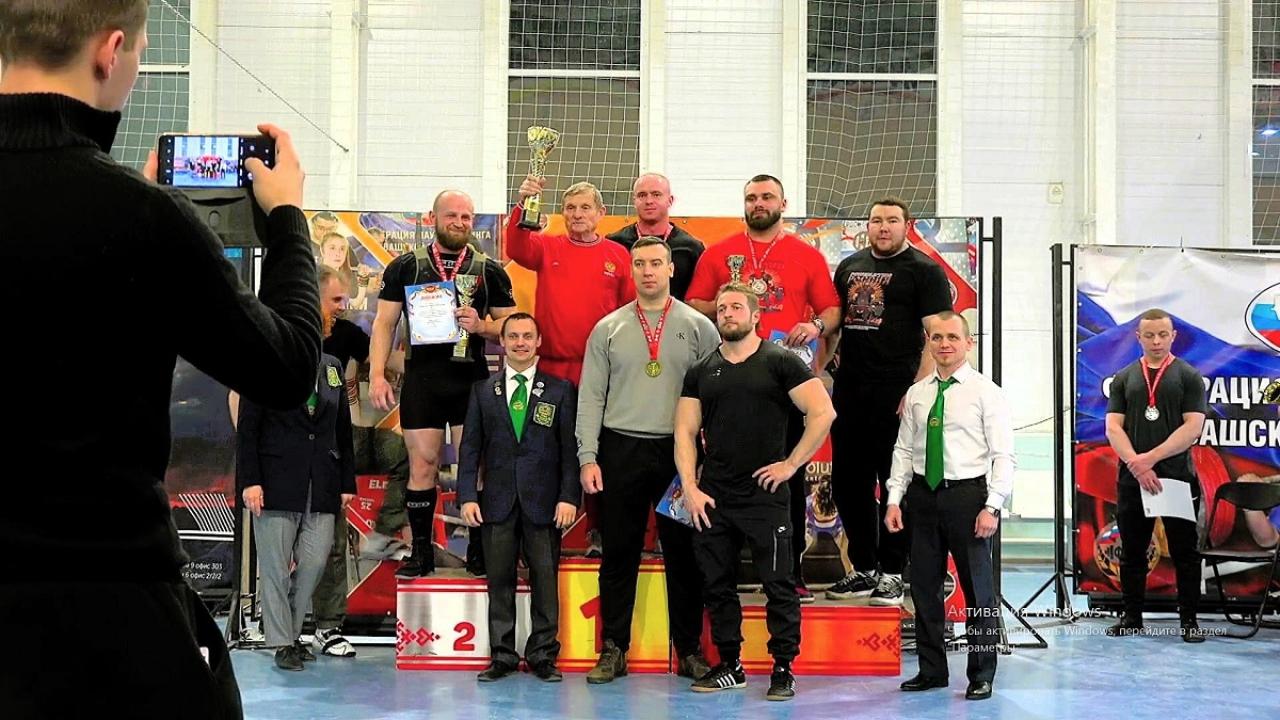 Силачи Мордовии завоевали четыре медали чемпионата ПФО по пауэрлитингу