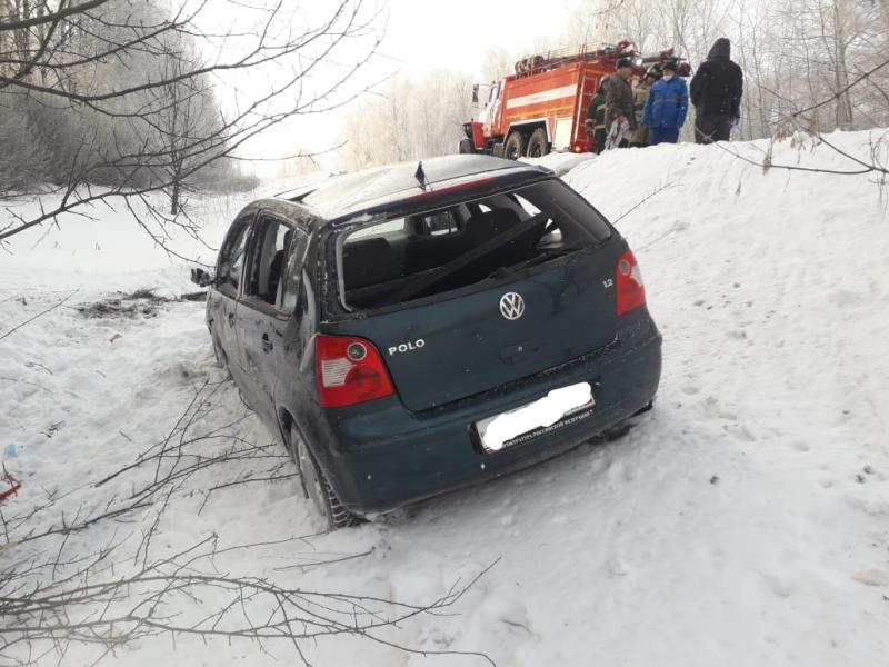 В Мордовии «Фольксваген» вылетел в кювет, пострадал водитель