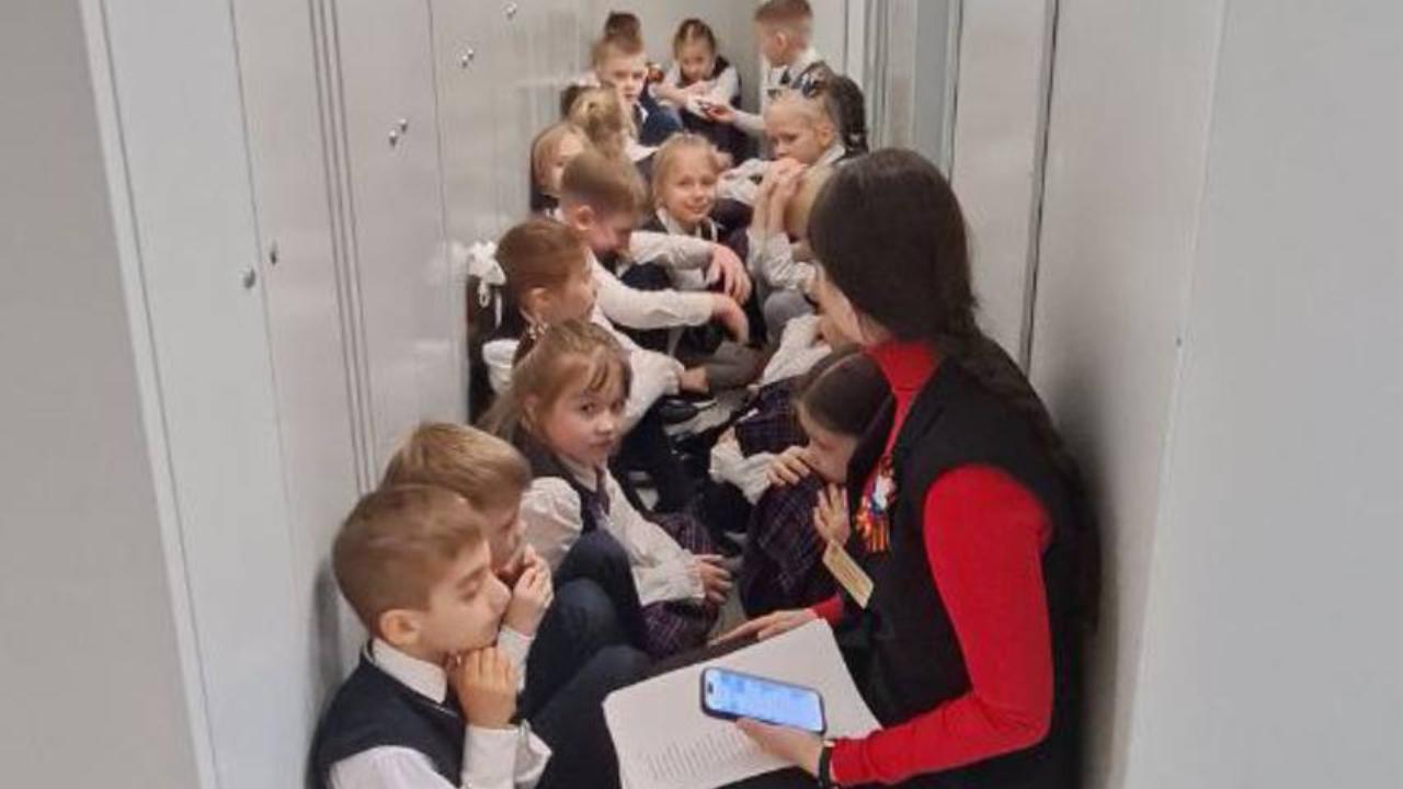 Антитеррористические занятия провели в школах Саранска Антитеррористические занятия провели в школах Саранска