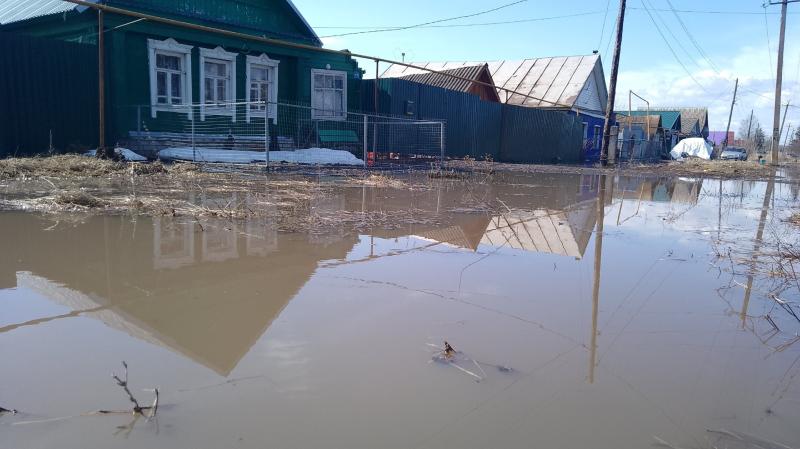 В городе Инсаре затопило дома на 10 улицах