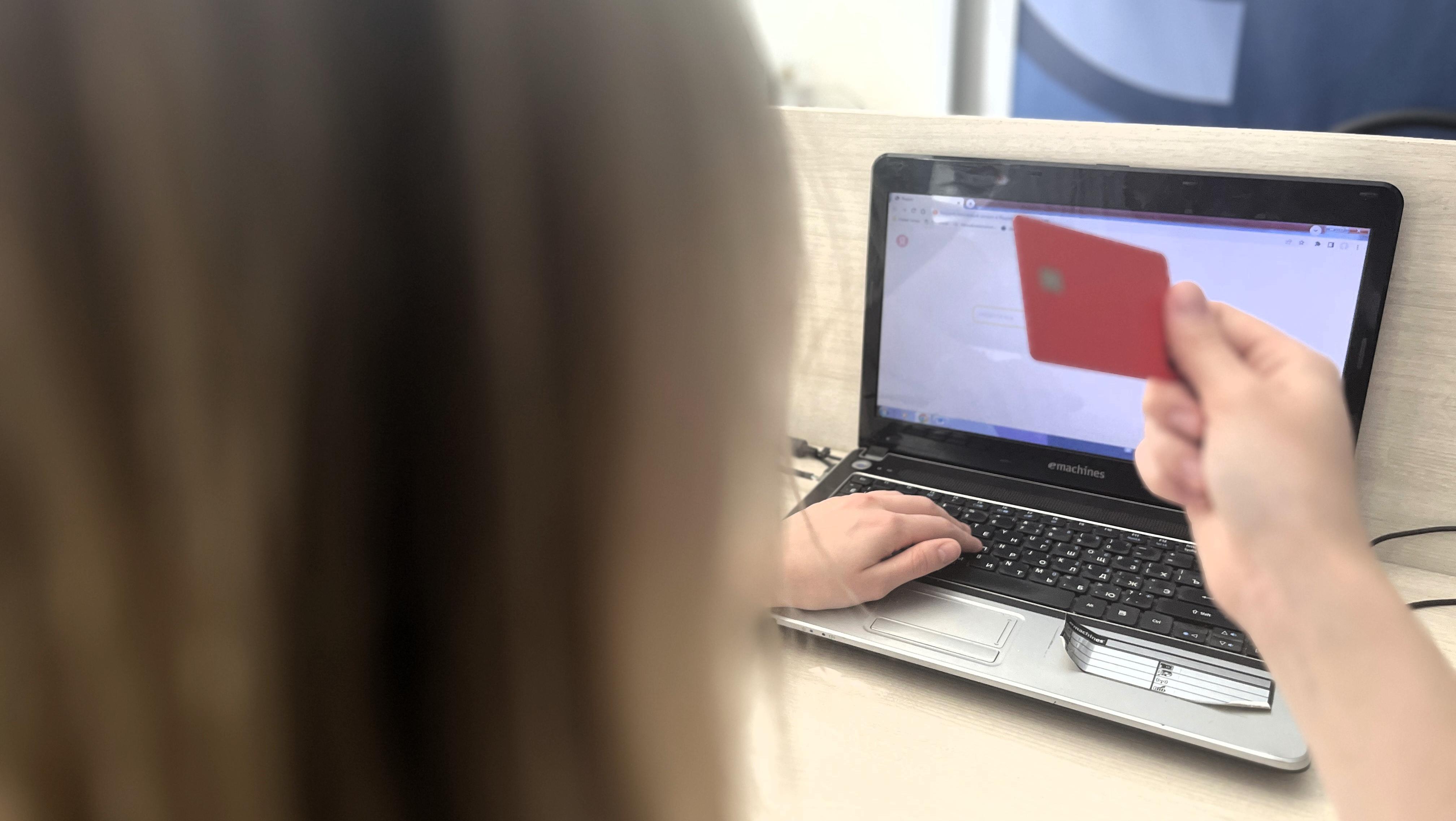 В Саранске банк спас студентку от попытки отдать мошенникам миллионы 