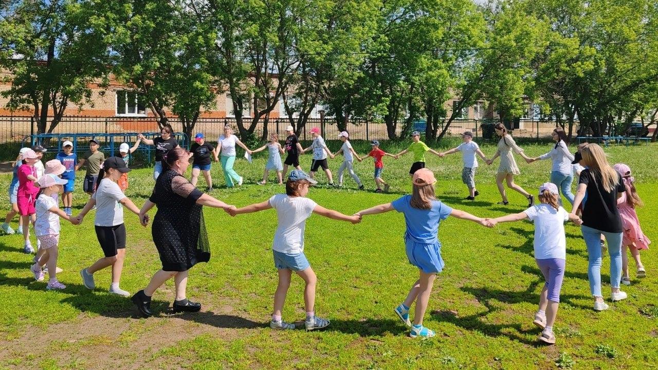 В Рузаевском районе летом будут работать 28 школьных лагерей и 2 загородных В Рузаевском районе летом будут работать 28 школьных лагерей и 2 загородных