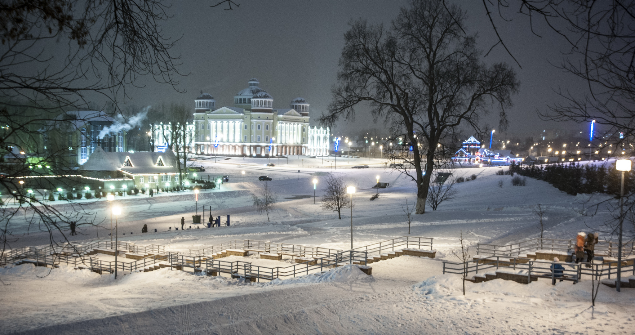 Уже три катка открылись в Мордовии 