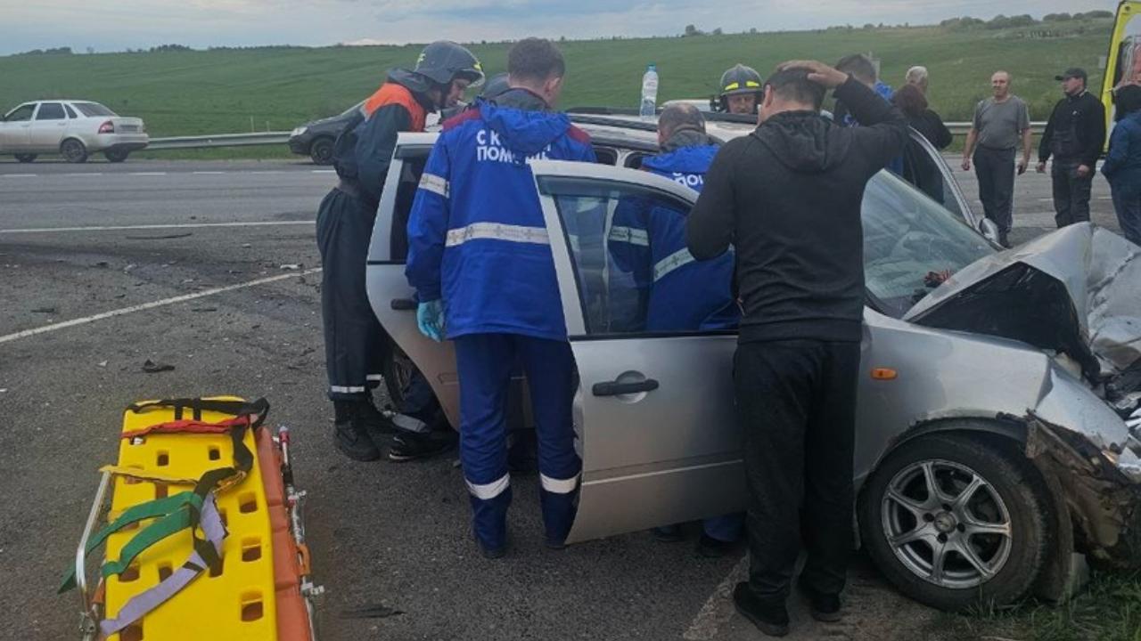 На трассе в Мордовии авария с тремя пострадавшими На трассе в Мордовии авария с тремя пострадавшими