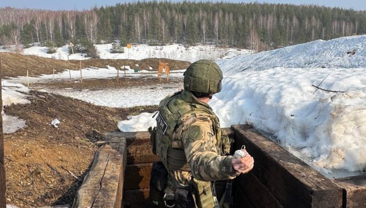 Тренировку по боевому гранатометанию провели спецназовцы Мордовии