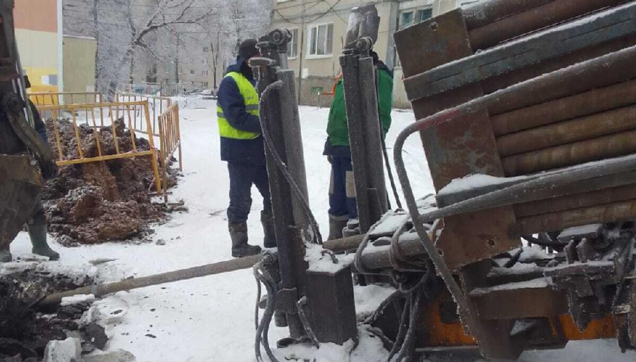 Водопровод в Саранске чинят методом горизонтально-направленного бурения