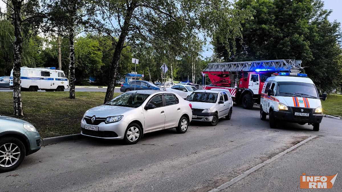 Возгорание в саранской пятиэтажке вызвало переполох во всем микрорайоне Возгорание в саранской пятиэтажке вызвало переполох во всем микрорайоне