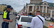 Настроение хорошее: свадебный кортеж устроил гонки у Советской площади в Саранске 