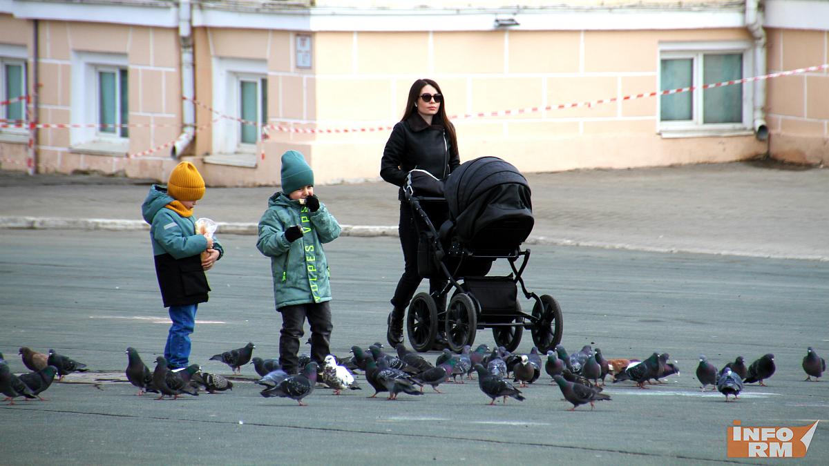 В Мордовии более 360 женщин получили сертификат на материнский капитал