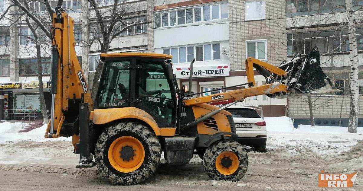 Рузаевским коммунальщикам не хватает сил на борьбу со снегом 