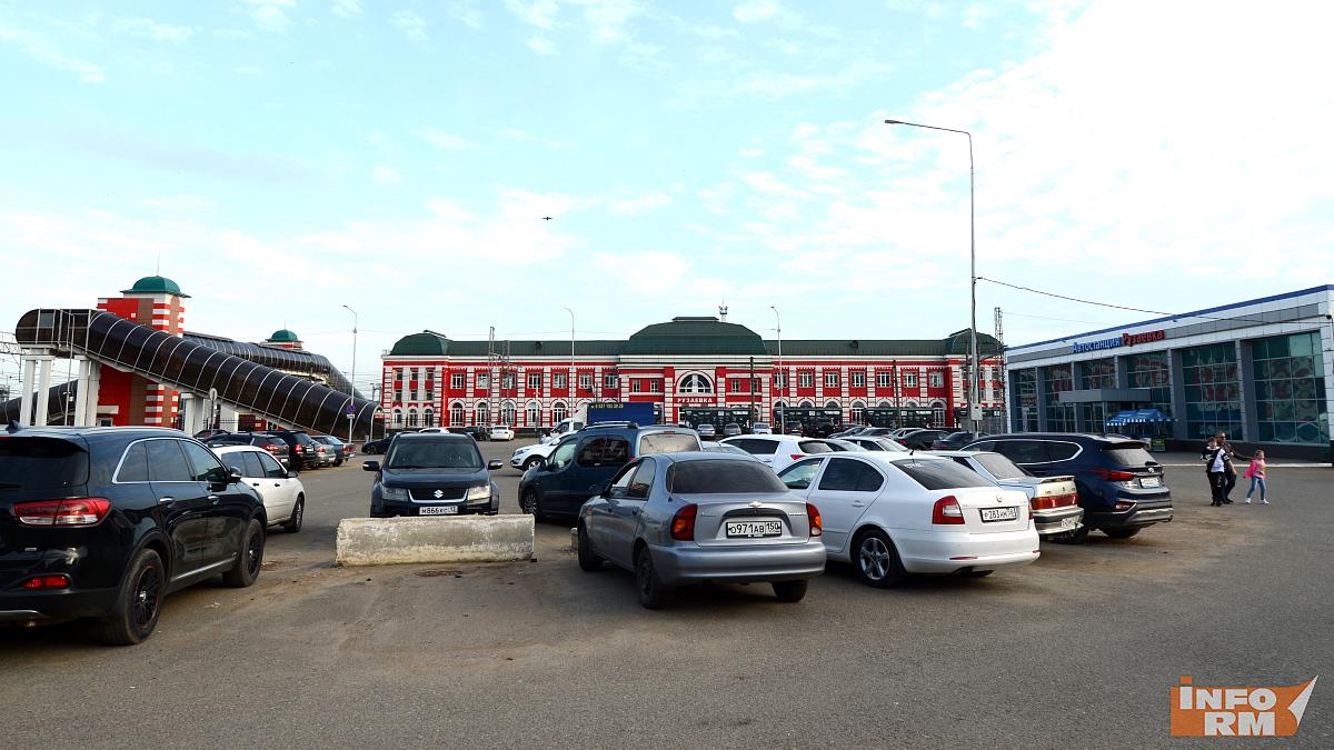 В Мордовии пьяный пассажир поезда напал на полицейского