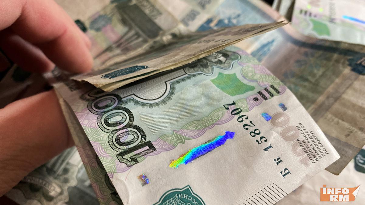 Житель Мордовии пытался выкупить подругу у инспектора ДПС