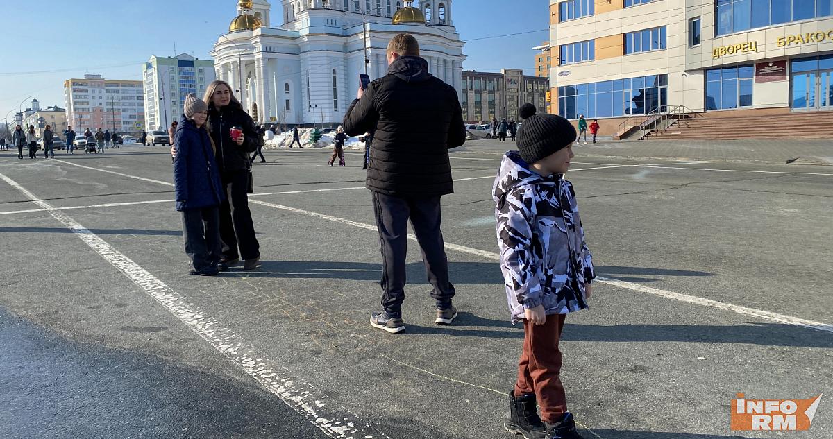 Соцфонд анонсировал приём заявок на семейную выплату 