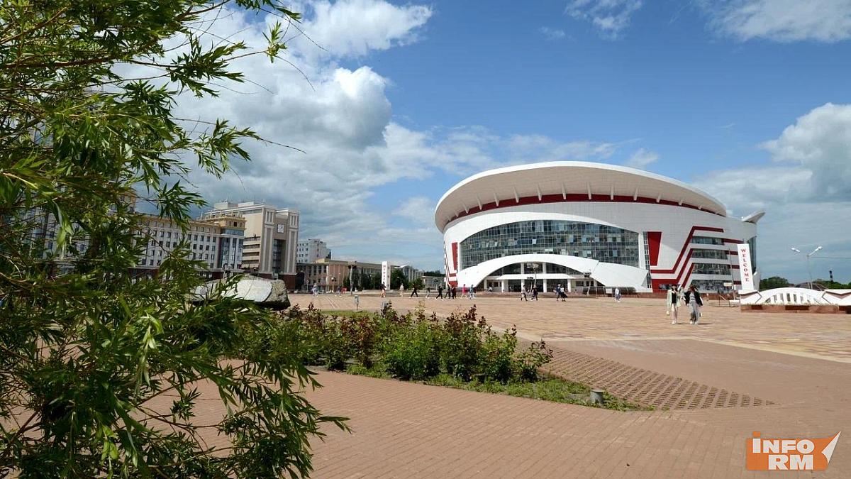 Вузы Мордовии объединяются для сбора гумпомощи на «Огарёв Арене» Вузы Мордовии объединяются для сбора гумпомощи на «Огарёв Арене»