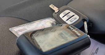 Житель Саранска хотел купить дочери права и был оштрафован на 350 тысяч рублей 