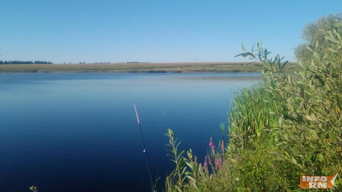 В Мордовии не умеющего плавать юношу не спас надувной матрас В Мордовии не умеющего плавать юношу не спас надувной матрас