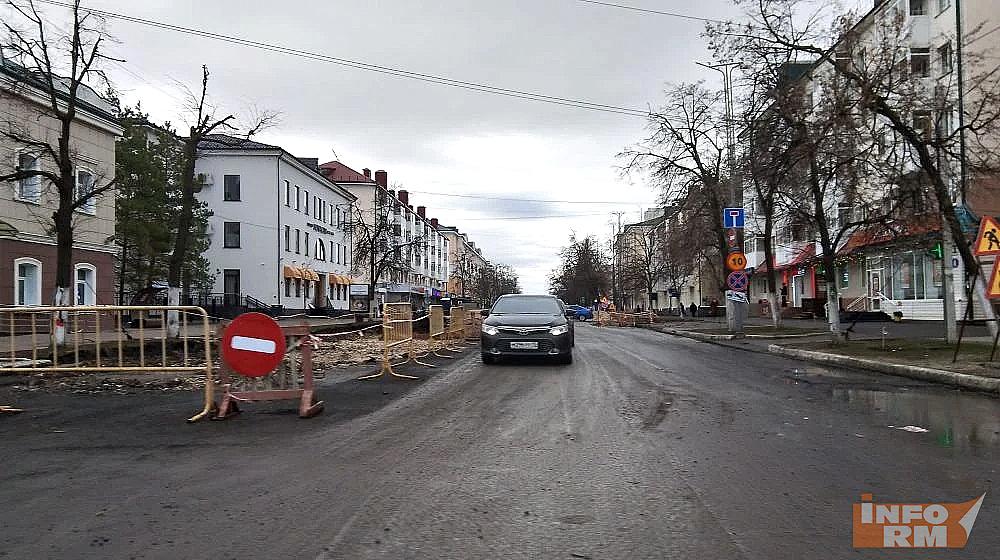 В Саранске на проспекте Ленина делают ливневую канализацию