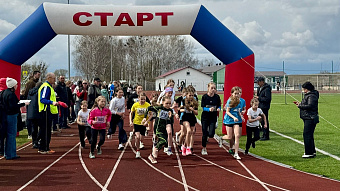 В Новотроицком выявляли лучших легкоатлетов 