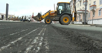 В Саранске на Советской площади начали менять асфальт 