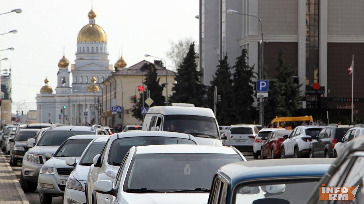 Более половины россиян хотят ездить на электромобиле